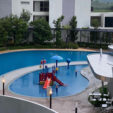 Legoland - 1-8 Pax Lego Themed House With Superhero, Pirates & Forest At Puteri Harbour, Encorp Marina, Iskandar, Legoland ยะโฮร์บาห์รู ภายนอก รูปภาพ