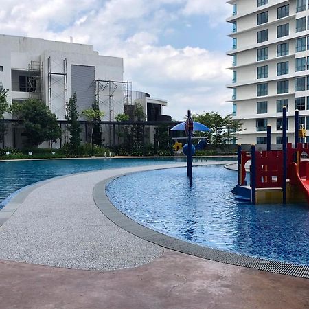 Legoland - 1-8 Pax Lego Themed House With Superhero, Pirates & Forest At Puteri Harbour, Encorp Marina, Iskandar, Legoland ยะโฮร์บาห์รู ภายนอก รูปภาพ