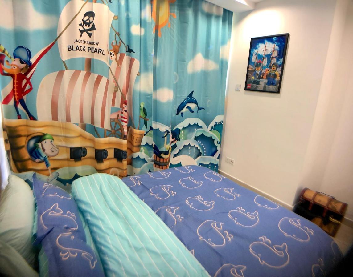 Legoland - 1-8 Pax Lego Themed House With Superhero, Pirates & Forest At Puteri Harbour, Encorp Marina, Iskandar, Legoland ยะโฮร์บาห์รู ภายนอก รูปภาพ
